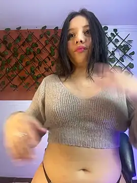 Snapshot of Emily_Trujillo chatting on November 16, 2025, 10:09 am Emily Trujillo online show from November 16, 2025, 10:09 am