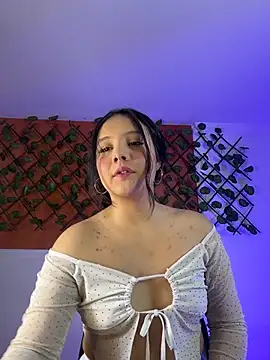 Snapshot of Emily_Trujillo chatting on November 20, 2025, 5:46 pm Emily Trujillo online show from November 20, 2025, 5:46 pm