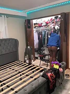 spicysugar74 online show from November 4, 2025, 5:39 pm