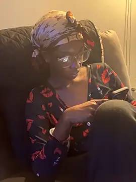 Snapshot of spicysugar74 chatting on February 6, 2025, 11:15 pm spicysugar74 online show from February 6, 2025, 11:15 pm