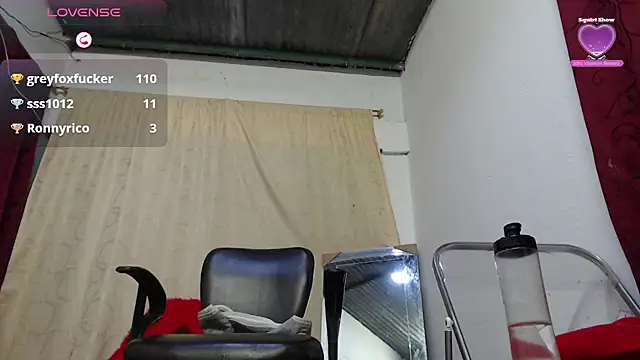 Aranza-Queen online show from April 18, 2026, 7:07 pm