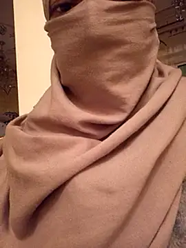 Liliiiblow online show from January 6, 2025, 7:42 am