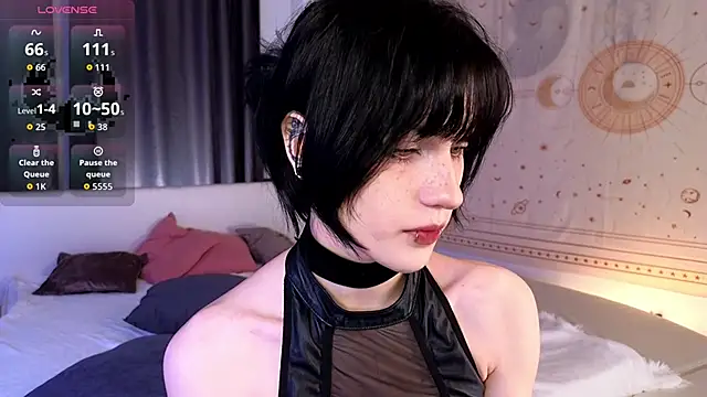 dark vamp  online show from November 27, 2025, 5:35 pm