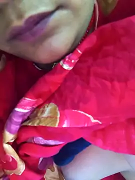 PeaCoooock online show from November 12, 2025, 6:12 pm