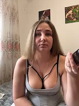 Snapshot of Joannakiss chatting on November 7, 2025, 9:47 am Joannakiss online show from November 7, 2025, 9:47 am