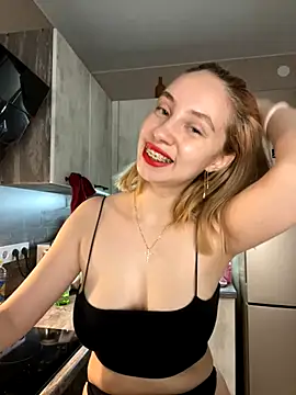 Snapshot of Kitty_Katrine chatting on October 20, 2025, 4:07 pm Kitty Katrine online show from October 20, 2025, 4:07 pm