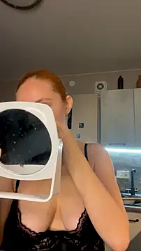 Snapshot of Kitty_Katrine chatting on September 19, 2025, 4:05 am Kitty Katrine online show from September 19, 2025, 4:05 am