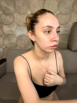 Snapshot of Kitty_Katrine chatting on November 17, 2025, 11:14 am Kitty Katrine online show from November 17, 2025, 11:14 am