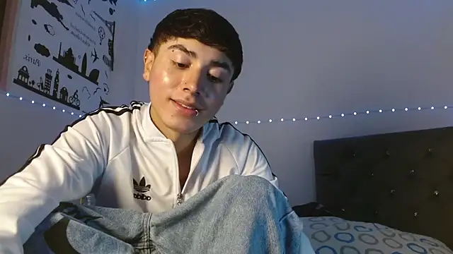 Snapshot of Im_juanda chatting on January 15, 2025, 8:26 pm Im juanda online show from January 15, 2025, 8:26 pm