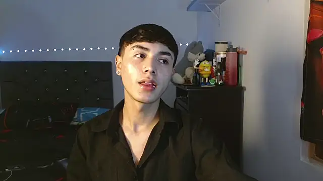 Snapshot of Im_juanda chatting on December 19, 2024, 8:34 pm Im juanda online show from December 19, 2024, 8:34 pm