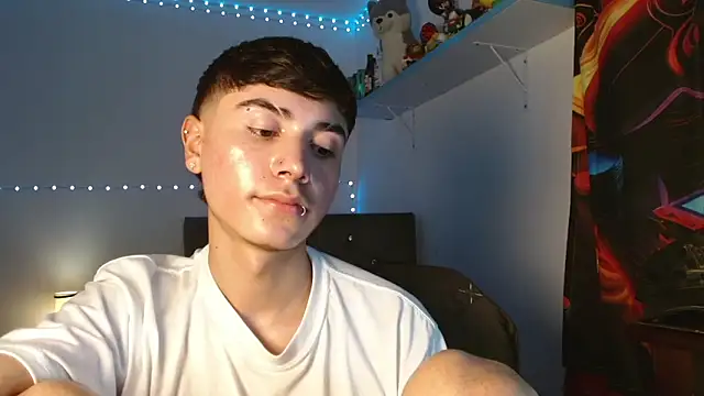 Snapshot of Im_juanda chatting on January 18, 2025, 3:20 am Im juanda online show from January 18, 2025, 3:20 am