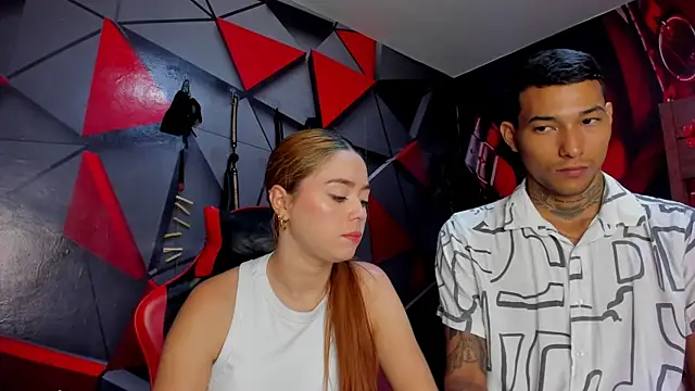 Hana and Zeta online show from January 12, 2026, 12:23 pm