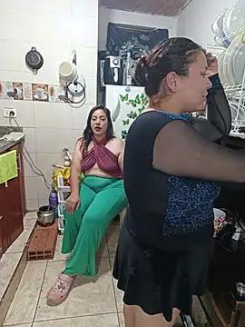 Snapshot of ZuriandAlex chatting on November 28, 2025, 1:06 am ZuriandAlex online show from November 28, 2025, 1:06 am