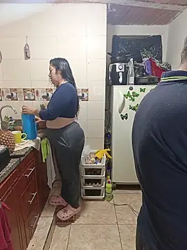 Snapshot of ZuriandAlex chatting on November 19, 2025, 10:59 am ZuriandAlex online show from November 19, 2025, 10:59 am