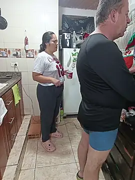 Snapshot of ZuriandAlex chatting on December 4, 2025, 12:48 pm ZuriandAlex online show from December 4, 2025, 12:48 pm