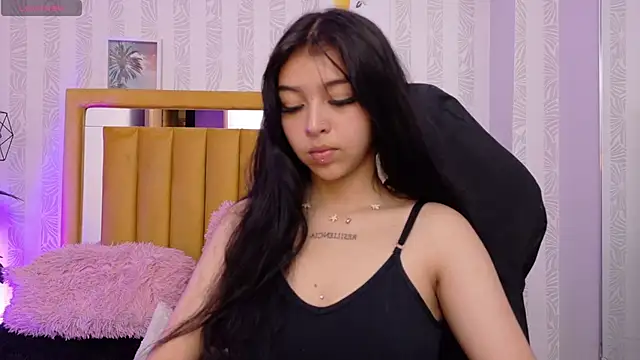 Snapshot of pettit_courtny chatting on September 18, 2025, 9:07 pm pettit courtny online show from September 18, 2025, 9:07 pm