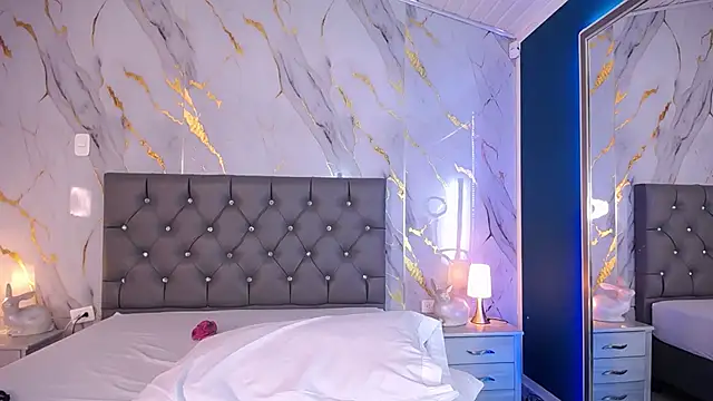 Snapshot of pettit_courtny chatting on March 11, 2025, 10:53 pm pettit courtny online show from March 11, 2025, 10:53 pm