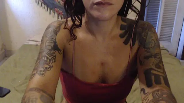 Snapshot of MissRebeka chatting on March 22, 2026, 3:24 pm MissRebeka online show from March 22, 2026, 3:24 pm