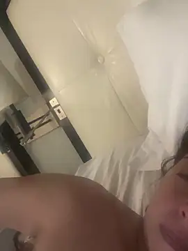 Snapshot of jessicag182 chatting on October 26, 2025, 9:42 am jessicag182 online show from October 26, 2025, 9:42 am