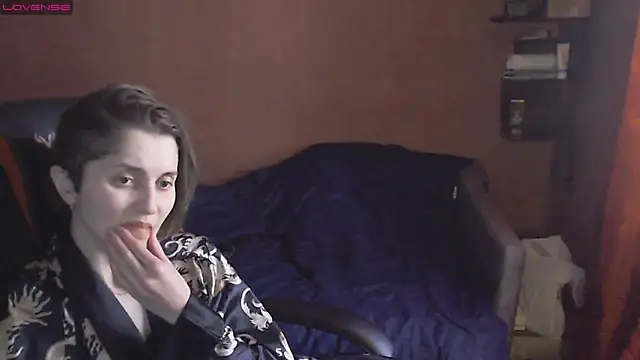 womanstrong78 online show from March 12, 2025, 11:32 am