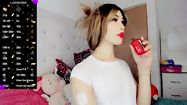 Snapshot of New_Doll chatting on March 12, 2025, 7:58 pm New Doll online show from March 12, 2025, 7:58 pm