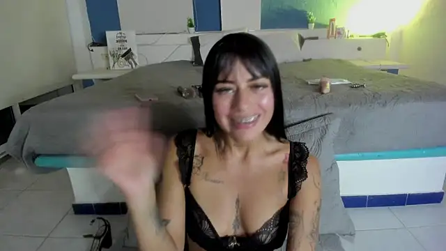 ZairaSofia1 online show from January 27, 2025, 12:33 am