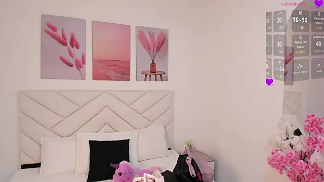 zoe rivers online show from March 26, 2026, 5:33 pm