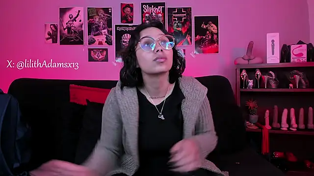 Snapshot of lilith-deveraux chatting on October 29, 2025, 1:43 pm lilith-deveraux online show from October 29, 2025, 1:43 pm