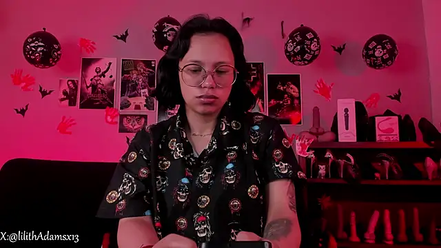 Snapshot of lilith-deveraux chatting on November 24, 2025, 3:34 pm lilith-deveraux online show from November 24, 2025, 3:34 pm