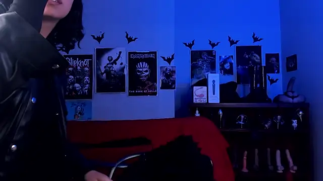 lilith-deveraux online show from April 2, 2026, 3:51 pm