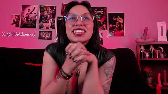 Snapshot of lilith-deveraux chatting on October 28, 2025, 2:12 am lilith-deveraux online show from October 28, 2025, 2:12 am