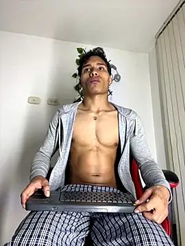 Snapshot of darkviper26 chatting on November 17, 2025, 3:43 am darkviper26 online show from November 17, 2025, 3:43 am