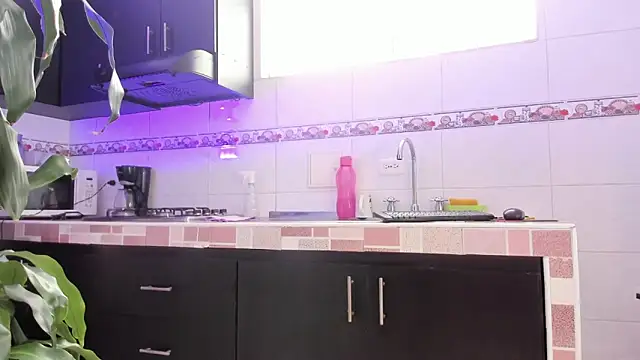 Fransheska-mon online show from March 19, 2025, 5:06 pm