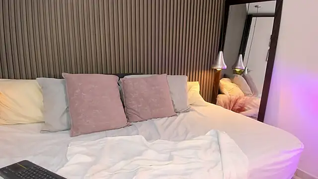 Snapshot of Axel_brunette1 chatting on December 3, 2025, 7:52 am Axel brunette1 online show from December 3, 2025, 7:52 am