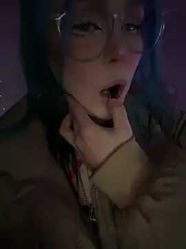 MaddisonHaas online show from November 27, 2025, 11:38 pm