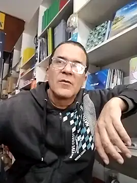 Snapshot of barboza991 chatting on May 11, 2026, 6:27 pm barboza991 online show from May 11, 2026, 6:27 pm