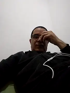 Snapshot of barboza991 chatting on May 3, 2026, 7:06 pm barboza991 online show from May 3, 2026, 7:06 pm