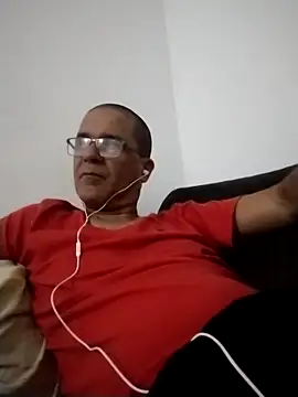 Snapshot of barboza991 chatting on April 4, 2026, 1:34 am barboza991 online show from April 4, 2026, 1:34 am