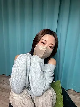 ayu0009rrr online show from February 27, 2025, 4:21 pm