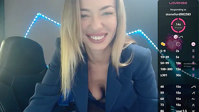 Snapshot of Daria_Spring chatting on March 7, 2025, 6:54 pm Daria Spring online show from March 7, 2025, 6:54 pm