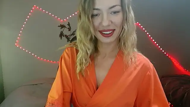 Snapshot of Daria_Spring chatting on March 16, 2025, 5:17 pm Daria Spring online show from March 16, 2025, 5:17 pm