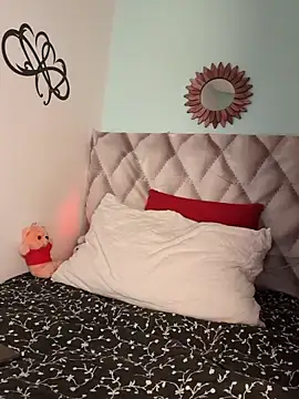 Lina lolo online show from November 20, 2025, 6:08 pm