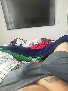 xxierra online show from December 3, 2025, 1:21 pm