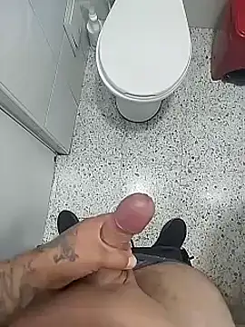 xxierra online show from February 10, 2025, 4:47 pm