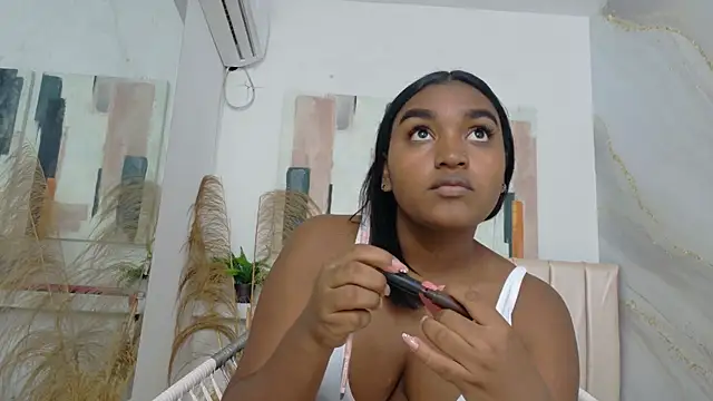 kayna gomez online show from April 19, 2026, 5:36 pm