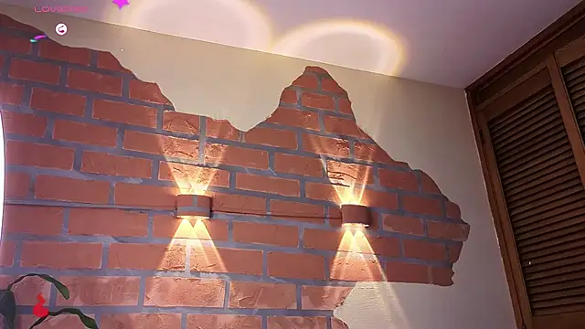 Snapshot of Dylanstonne chatting on December 2, 2025, 8:43 pm Dylanstonne online show from December 2, 2025, 8:43 pm