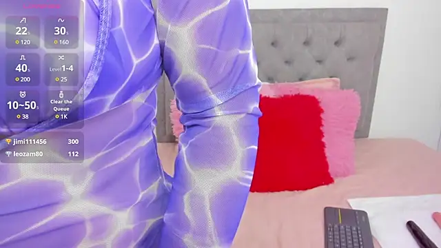 nahomy rosse 11 online show from February 14, 2025, 12:19 am