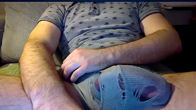 Snapshot of hungking10 chatting on December 25, 2024, 11:42 pm hungking10 online show from December 25, 2024, 11:42 pm