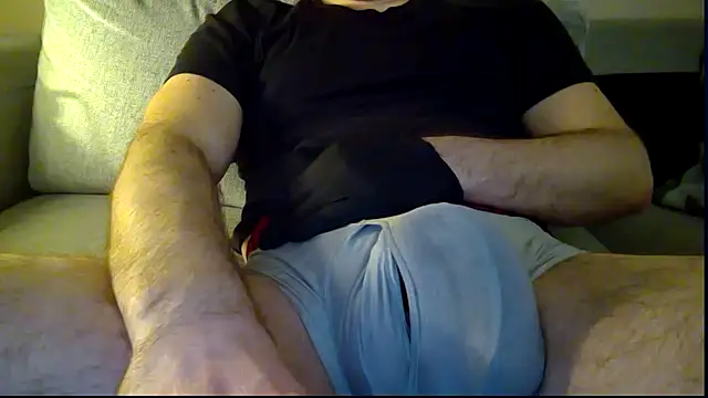 Snapshot of hungking10 chatting on February 8, 2025, 10:19 pm hungking10 online show from February 8, 2025, 10:19 pm