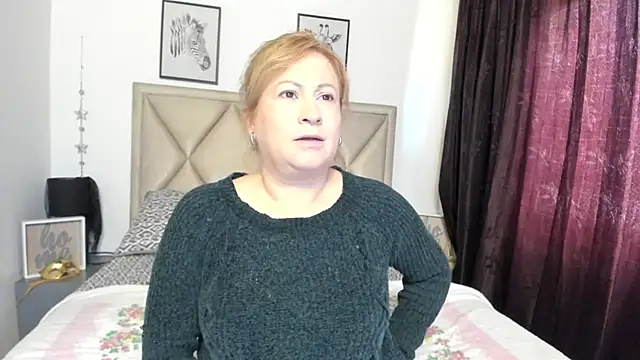 Snapshot of MonyCassius chatting on November 19, 2025, 12:27 pm MonyCassius online show from November 19, 2025, 12:27 pm